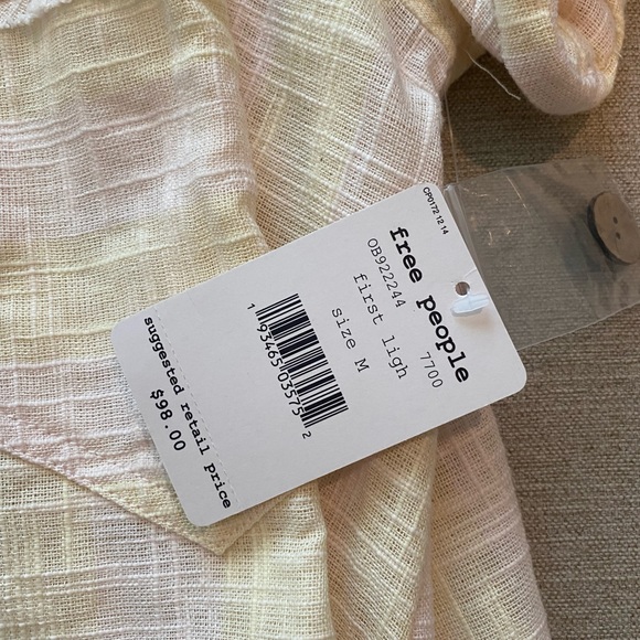 NWT Free People crop - Picture 4 of 4